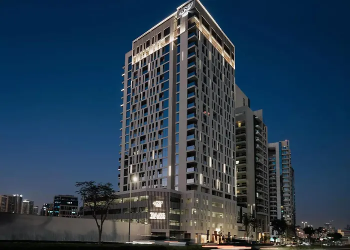 Scenic Canal View Homes - 8 Mins To Dubai Mall - Pool & Gym Access